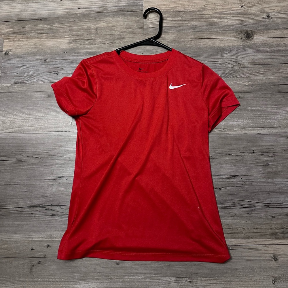 Nike tee